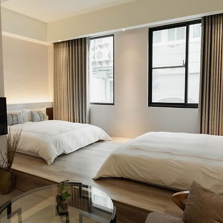 Tianli Hotel Тайнань Екстер'єр фото