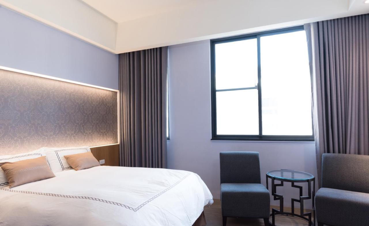 Tianli Hotel Тайнань Екстер'єр фото
