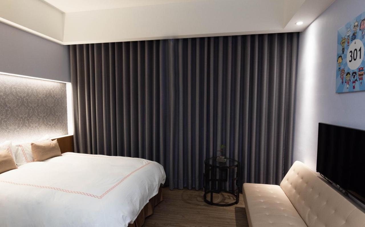 Tianli Hotel Тайнань Екстер'єр фото